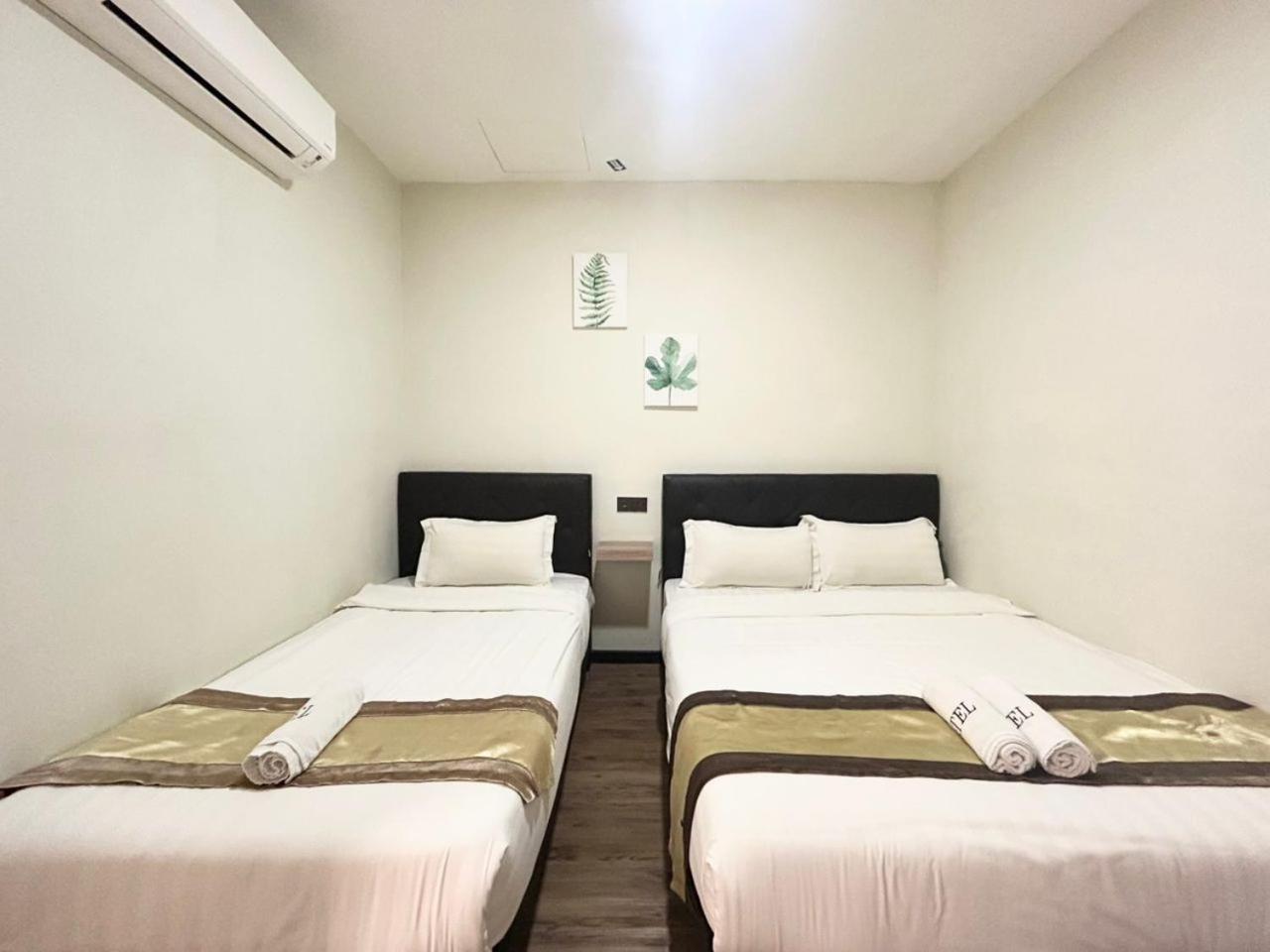 Gill Garden Boutique Hotel Malacca Room photo